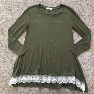 Wekili women’s small long sleeve green tunic top